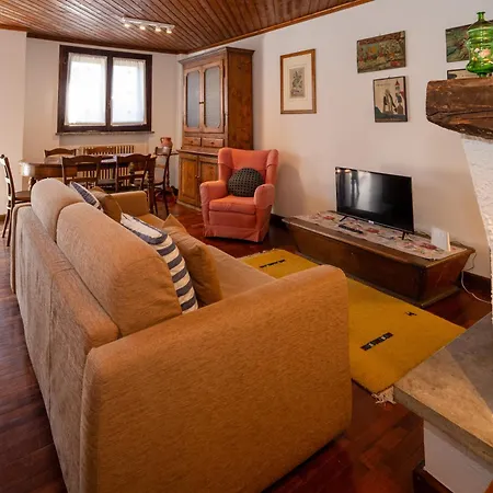 Trilocale Con Giardino Privato E Box Auto Μπόρμιο